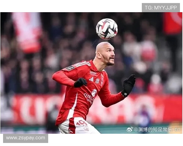 兰斯与圣埃蒂安激战正酣谁能在法甲赛场上笑到最后 兰斯与圣埃蒂安激战正酣谁能在法甲赛场上笑到最后