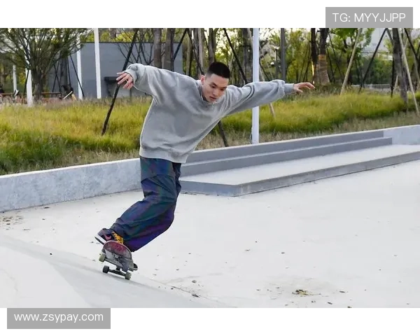 杭州滑板队技术革新引发热议推动滑板运动新发展 杭州滑板队技术革新引发热议推动滑板运动新发展