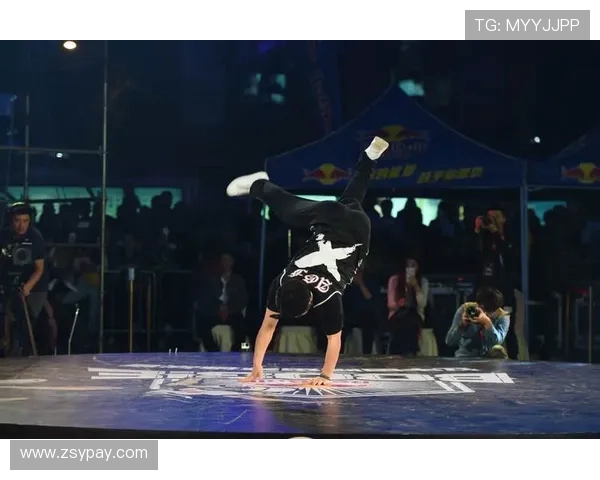 成都街舞团队协作排名创新高展现团结力量与艺术魅力